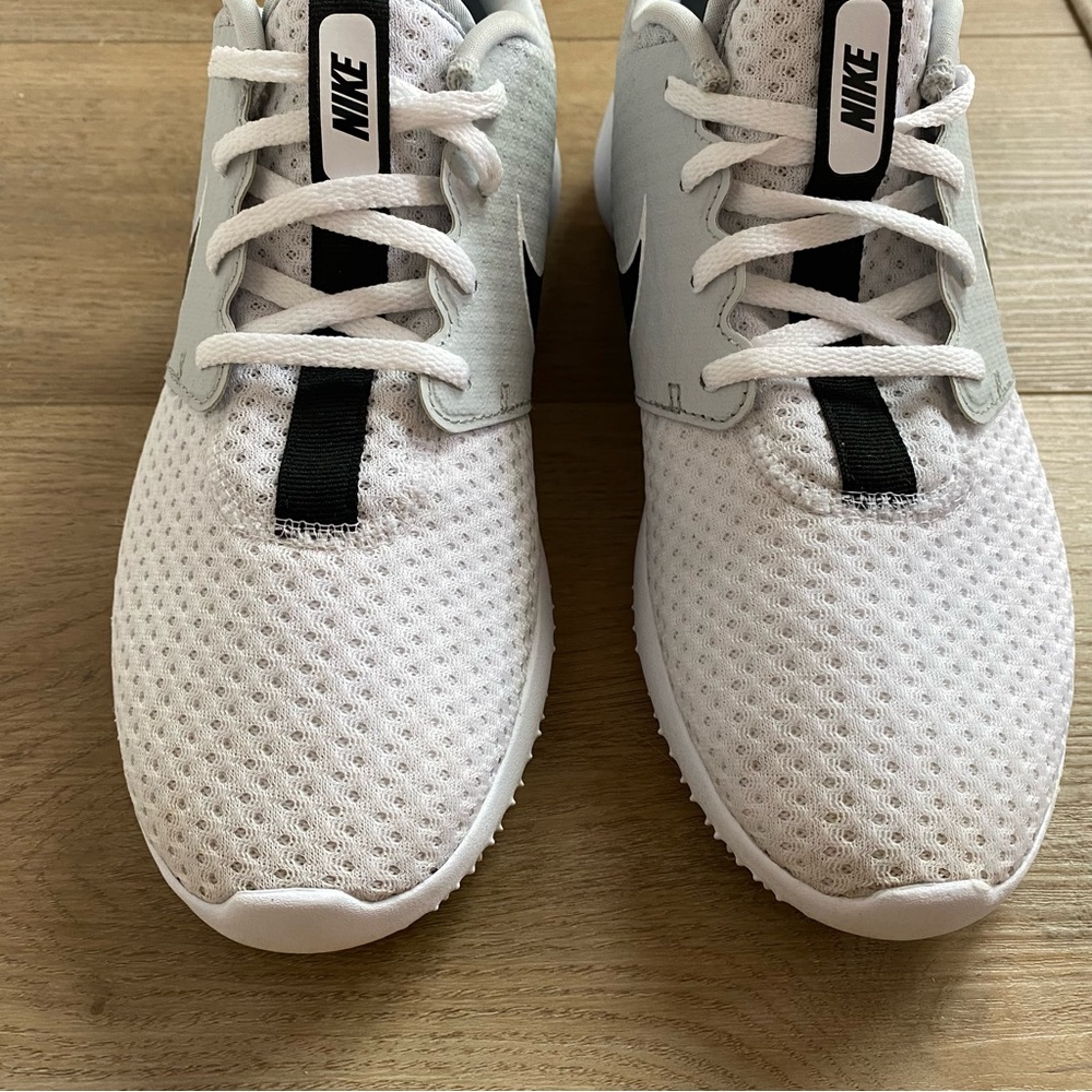 Nike Roshe G Golf Shoes Spikeless White Black Pure Platinum M size 8 W 9.5 - Picture 7 of 9